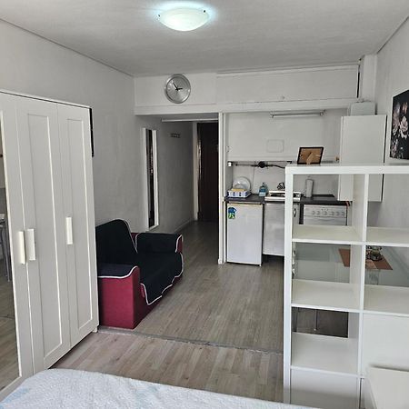 Estudio Doble Con Balcon En Madrid Centro Экстерьер фото